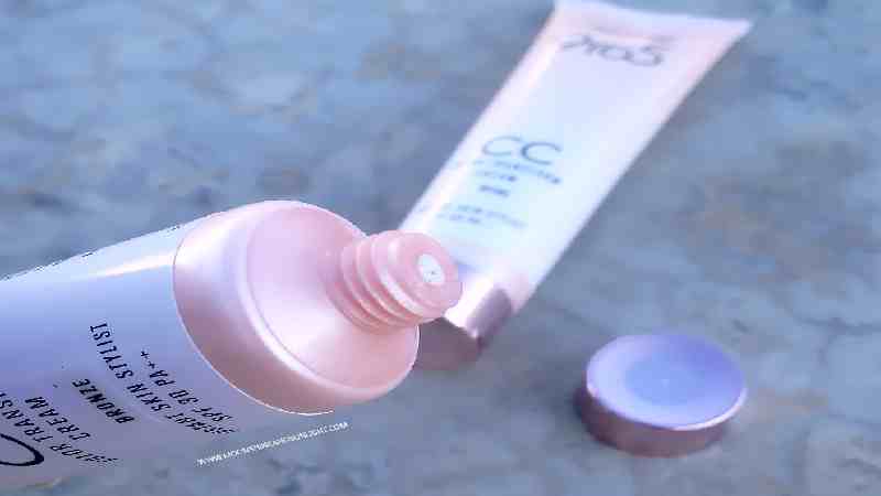 Lakme 9 To 5 Complexion Care Face CC Cream SPF 30