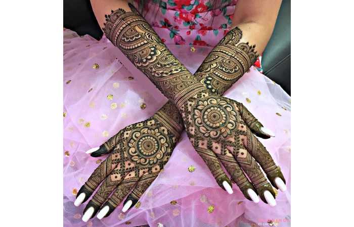 Back Hand Bridal Henna Design