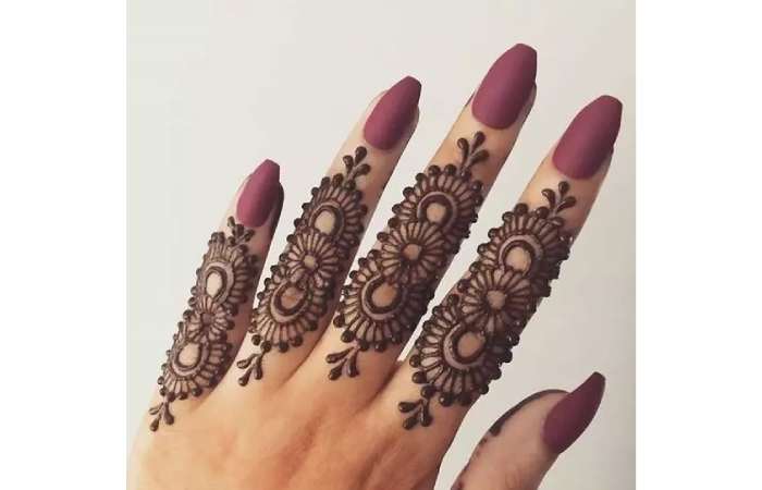 81 Stunning Finger Mehndi Designs - Simple And Easy | Fabbon