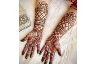 Simple Mehndi Designs for Front-Hand